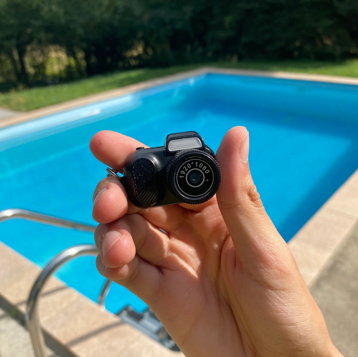 NostalgiCam™ – HD Mini Camera with Old-School Vibes